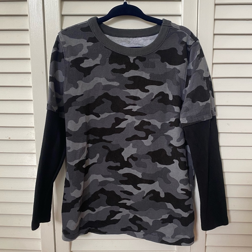 Old Navy Long Sleeve Tee